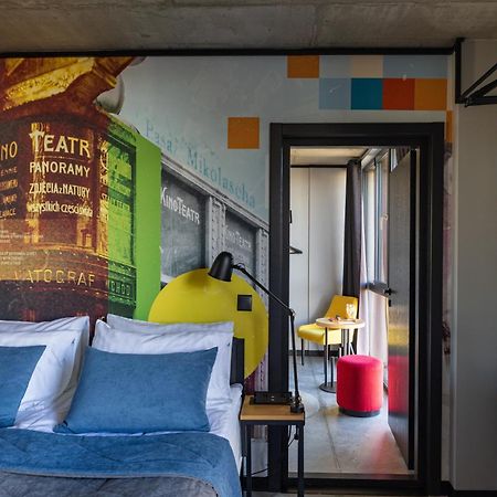 !Fest Hotel Lviv Luaran gambar