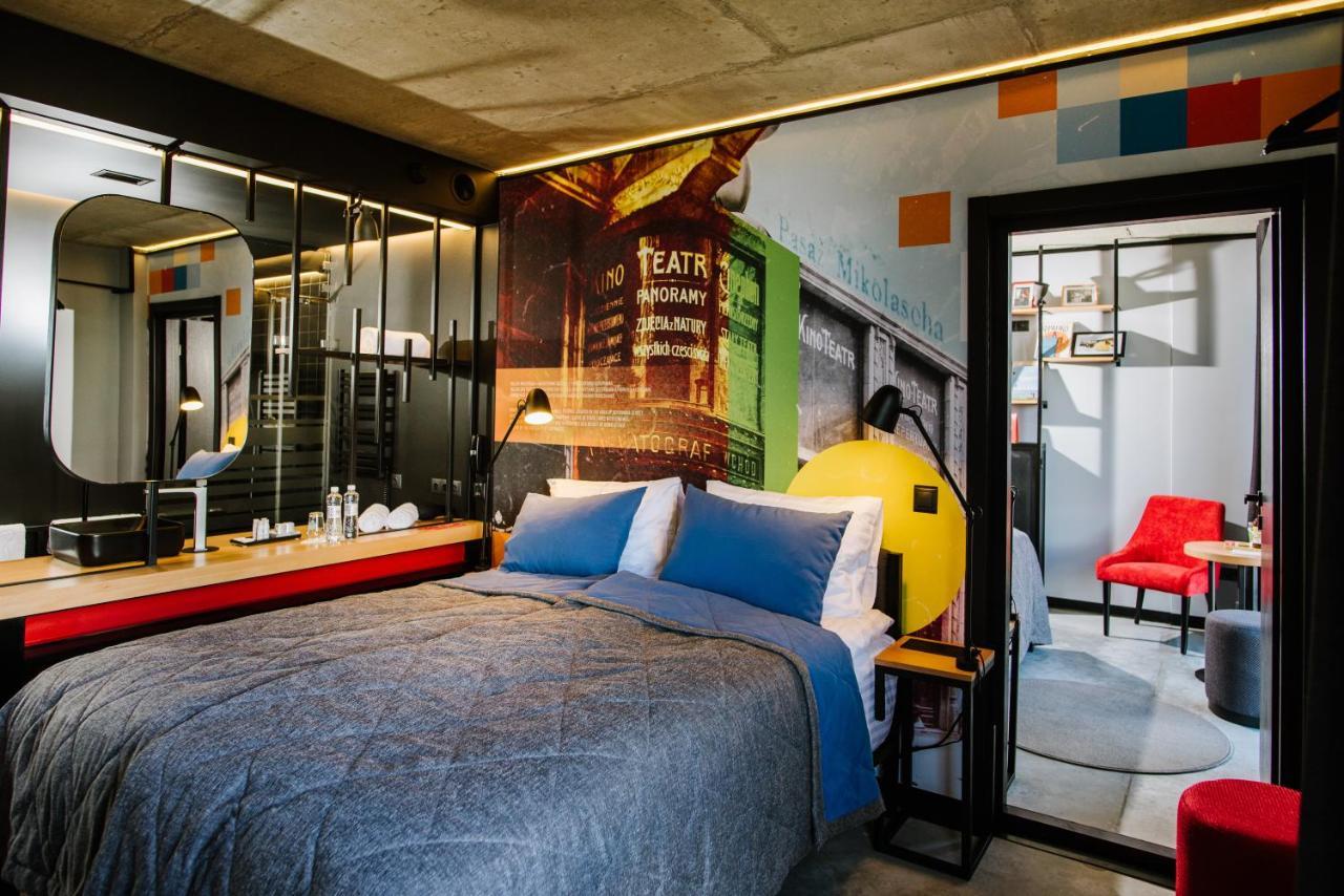 !Fest Hotel Lviv Luaran gambar