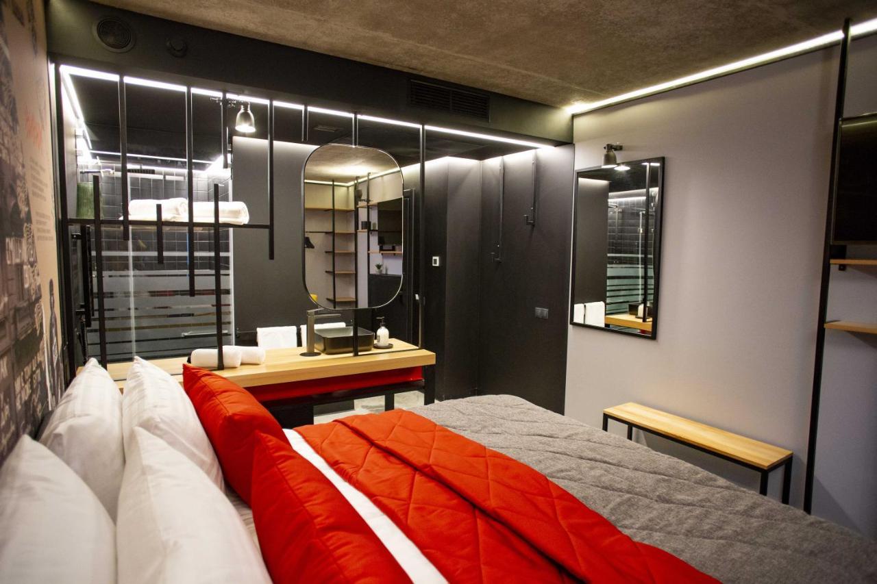 !Fest Hotel Lviv Luaran gambar