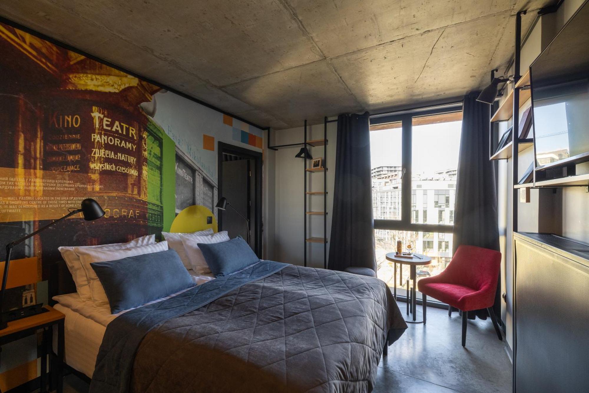 !Fest Hotel Lviv Luaran gambar