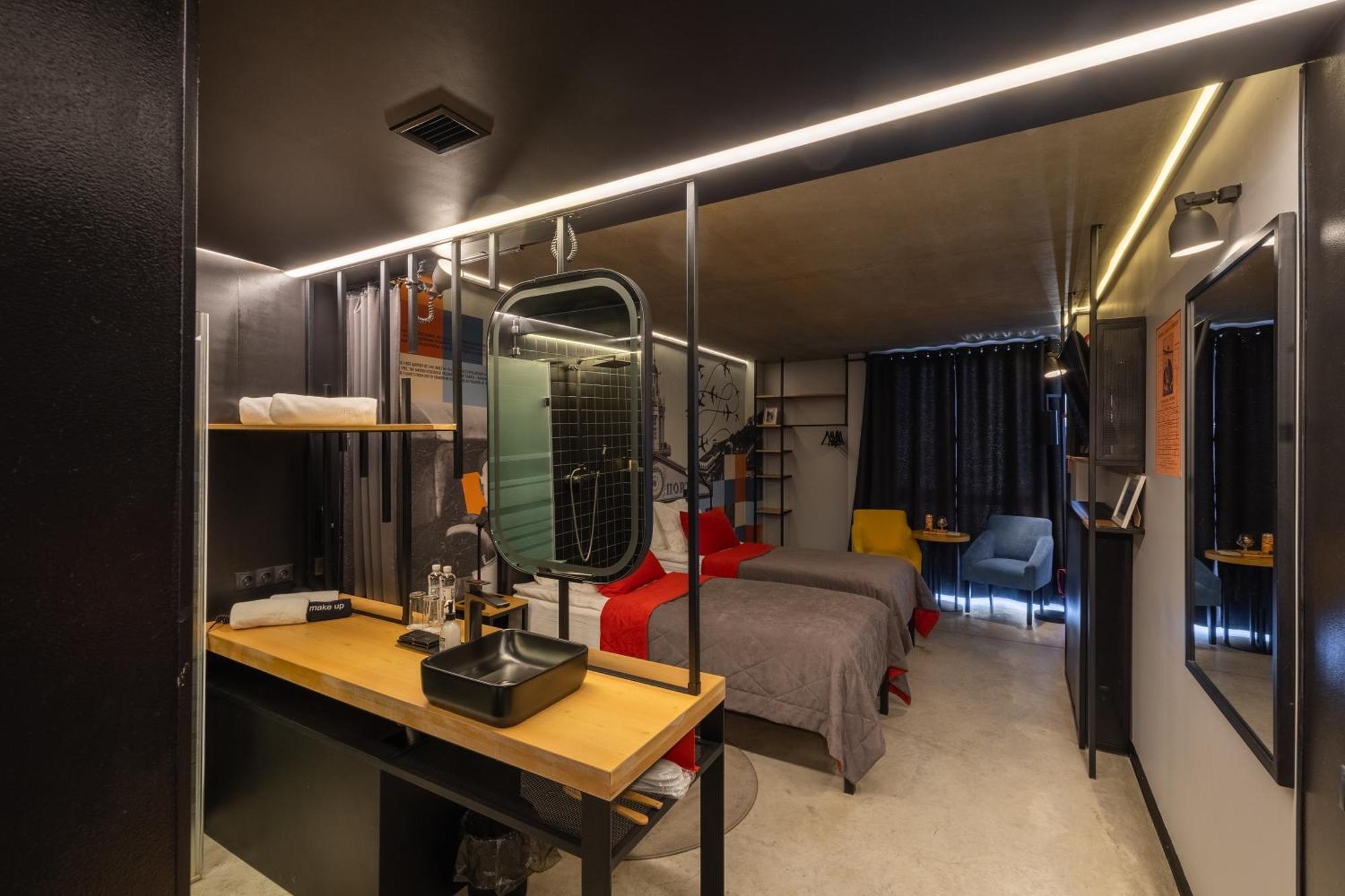 !Fest Hotel Lviv Luaran gambar